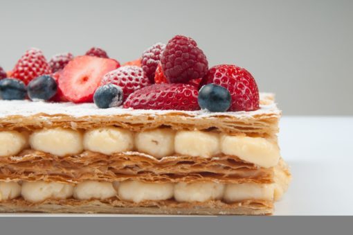 Puff pastry cake with custard cream